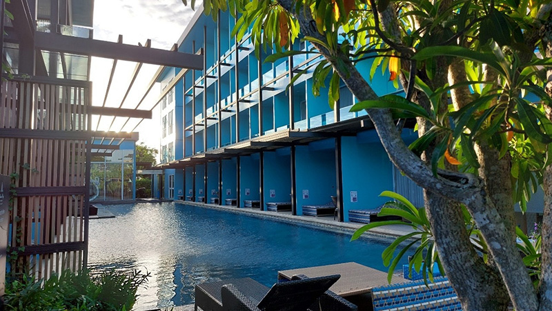 Beach Walk Boutique Resort ที่พักบางแสน