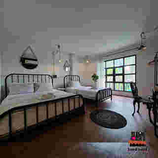 Hand Hotel ที่พักบางแสน