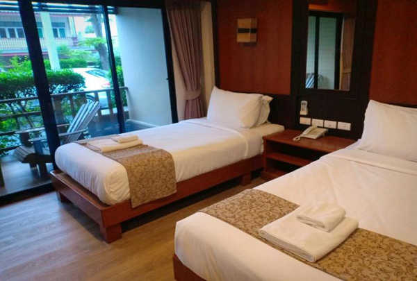 La Playa Boutique Resort ที่พักบางแสน